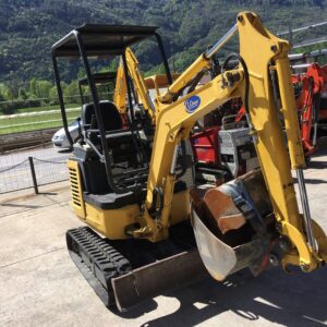 KOMATSU PC14R-3HS